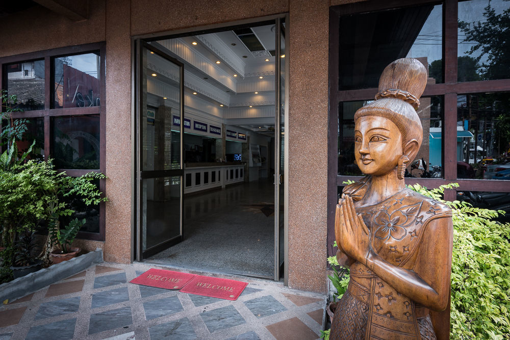 Seashore Pattaya Resort Exterior photo